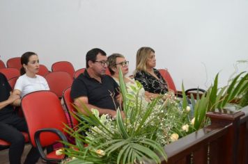Foto - Sessão Solene - Entrega de Certificados aos Servidores Aposentados