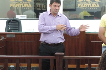 Foto - Visita dos alunos da escola Hézion Corrêa Custódio