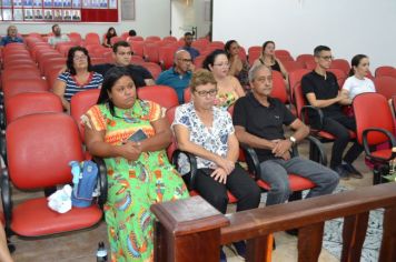 Foto - Sessão Solene - Entrega de Certificados aos Servidores Aposentados