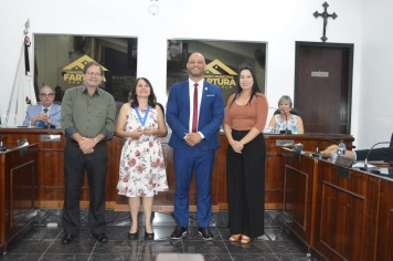 Foto - Sessão Solene - Entrega de Medalhas Prêmio Aluno Bom de Nota 2025