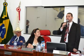 Foto - Sessão Solene - Entrega de Título e Medalhas