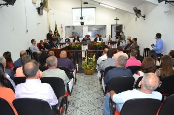 Foto - Sessão Solene - Entrega de Título e Medalhas