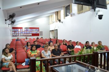 Foto - Sessão Solene - Entrega de Certificados aos Servidores Aposentados