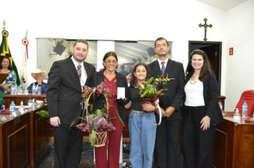 Foto - Sessão Solene - Entrega de Título e Medalhas