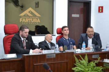 Foto - Sessão Solene - Anexo Administrativo Vereador João Batista Massaruti