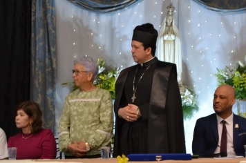 Foto - Sessão Solene - Entrega de Título de Cidadão Farturense ao Padre Carlos Garcia