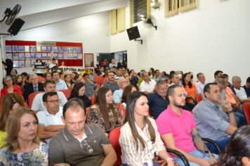 Foto - Sessão Solene - Entrega de Título e Medalhas