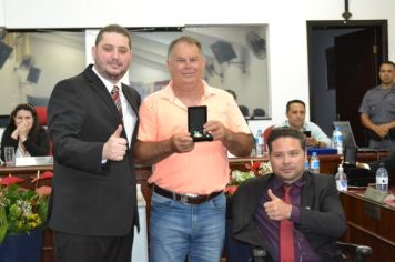 Foto - Sessão Solene - Entrega de Título e Medalhas