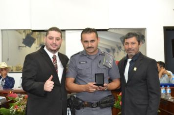 Foto - Sessão Solene - Entrega de Título e Medalhas