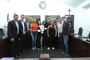 Foto - Sessão Solene - Entrega da Medalha Professora Rose 2025