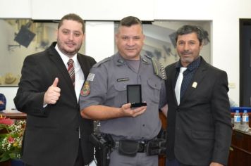 Foto - Sessão Solene - Entrega de Título e Medalhas