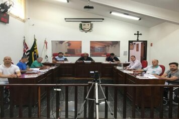 TRABALHOS DESENVOLVIDOS NA 9ª SESSÃO EXTRAORDINÁRIA DA CÂMARA MUNICIPAL DE FARTURA