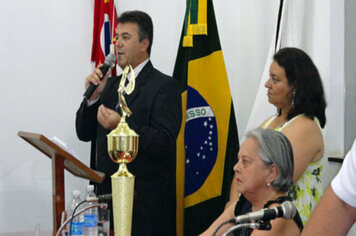 Sessão Solene - Entrega de Prêmios aos Craques do Ano.