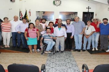 Pré-candidato a deputado federal Elói Pietá e sua esposa Janete Pietá são recepcionados na Câmara Municipal de Fartura