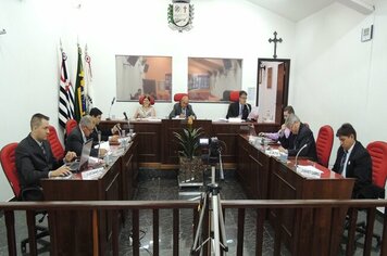 Parlamentares derrubam vetos do Prefeito de Fartura