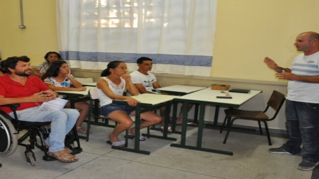 ATRAVÉS DO VEREADOR ANDERSON LIMA, SALA DO EJA DEVE SER INSTALADA NESTE ANO EM FARTURA