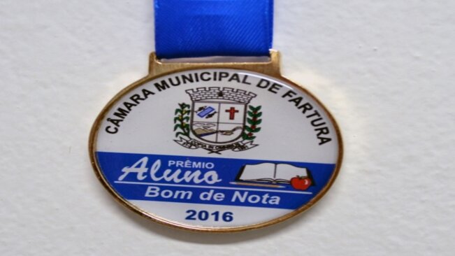 Entrega de medalhas aos alunos Bom de Nota acontece na próxima quarta (29)