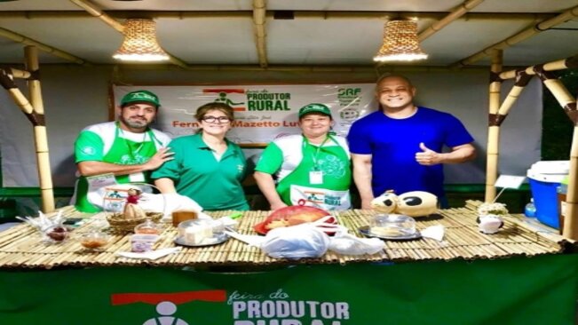 VEREADOR BRUNO GUAZZELLI VISITA FEIRA DO PRODUTOR RURAL