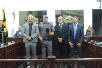 Foto - Sessão Solene - Entrega das Medalhas de Reconhecimento Comunitário de Segurança