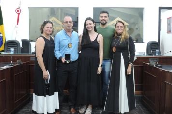 Foto - Sessão Solene - Entrega das Medalhas de Reconhecimento Comunitário de Segurança