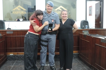 Foto - Sessão Solene - Entrega das Medalhas de Reconhecimento Comunitário de Segurança