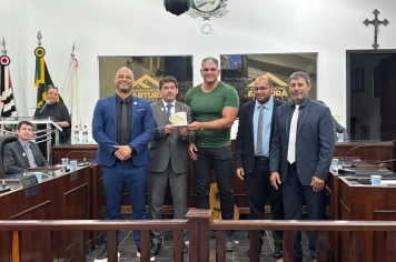 Foto - Sessão Solene - Entrega dos Troféus de Melhores Músicos 2025