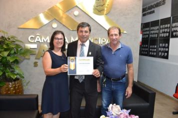 Foto - Sessão Solene - Entrega de Certificados aos Servidores Aposentados